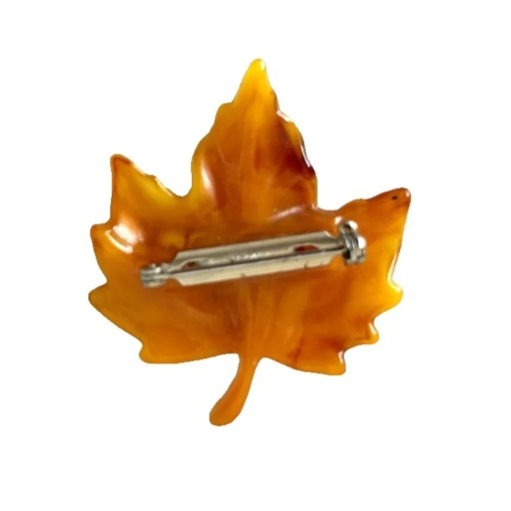 80s Avon Dew Touch Maple Leaf Butterscotch Lucite Rhinestone Brooch Pin Fall EUC